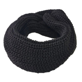 Cachecol Feminino de Tricô em Lã com Duas Voltas