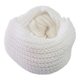 Cachecol Feminino de Tricô em Lã com Duas Voltas