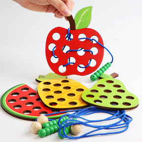Kit Educativo de Frutas de Madeira com Cordão – Brinquedo Montessori de Encaixe e Rosqueamento para Coordenação Motora